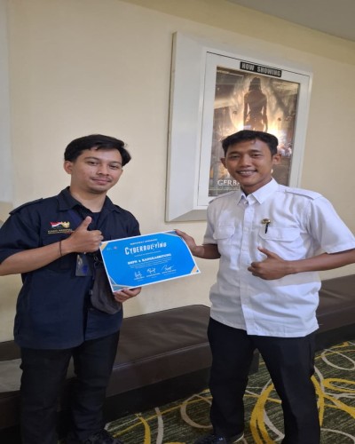 SMPN 6 Rangkasbitung Nobar Film Cyberbullying di Bioskop